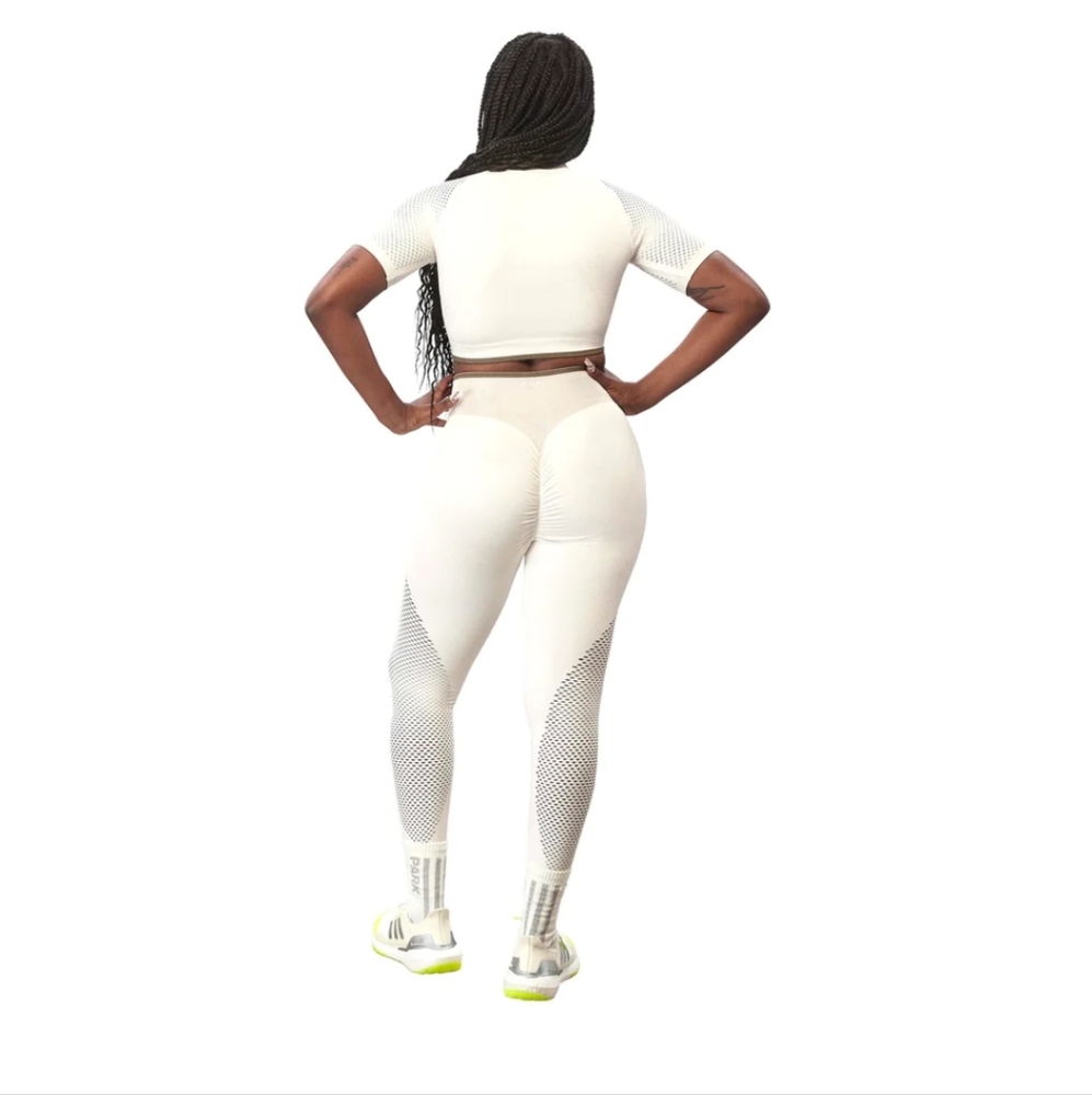 IVY PARK SET , L CROP TOP, L BOTTOM